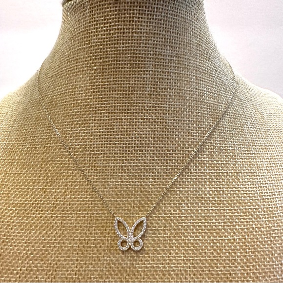 Vermeil - Gold over Sterling Silver 925 Necklace w/ CZ butterfly pendant dainty - Picture 3 of 11